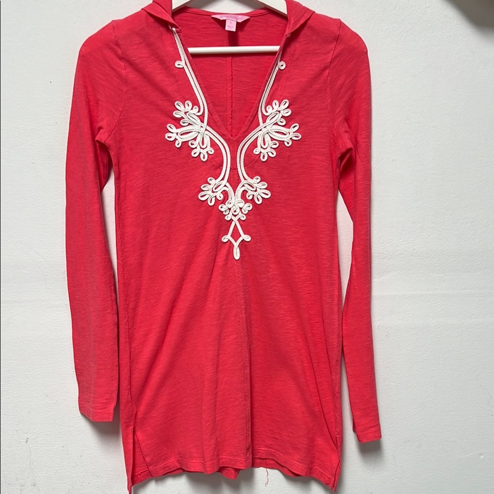 Lilly Pulitzer Long Sleeve Tunic hoodie pink with White Embroidery size XS